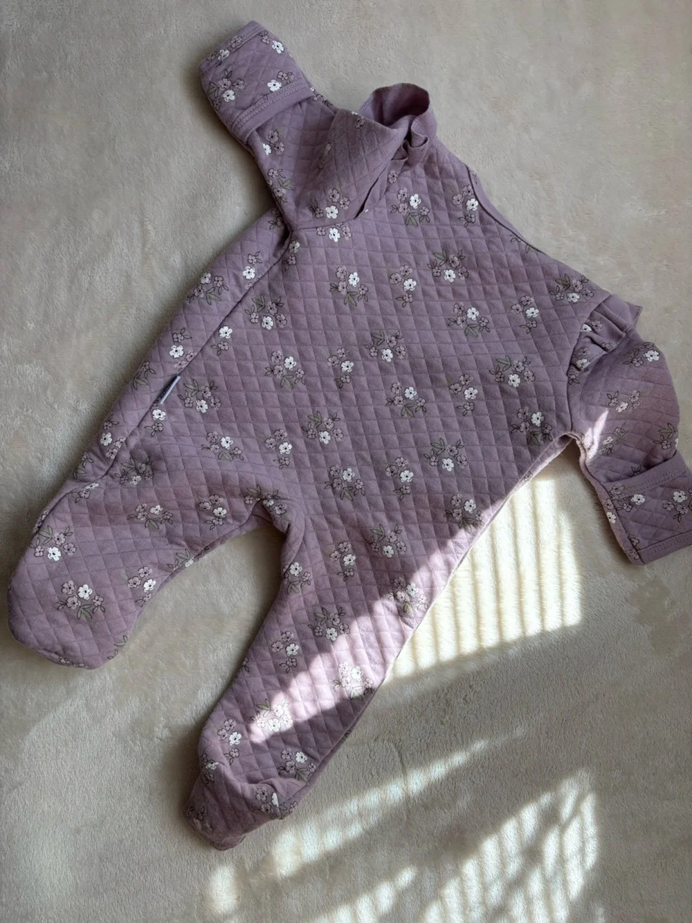 Badgley Mischka 3-6m baby set Seersucker Ruffle Dress Bloomers Quilted Sleeper